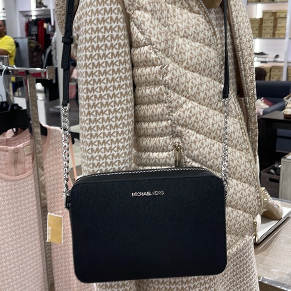 Michael Kors Jet Set Item Large East West Zip Crossbody Leather Black/Silver